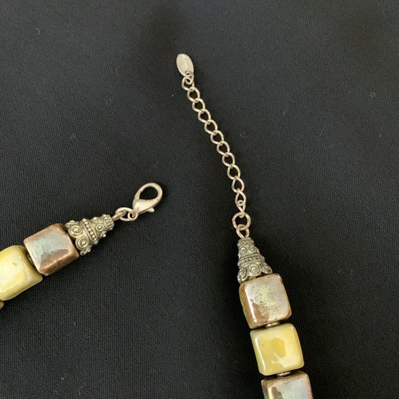 Vintage brand ceramic choker. Cubed ceramic glazed pieces are so unique! - Picture 2 of 4